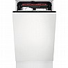 מדיח כלים צר אינטגרלי מלא AEG FSE73507P מתצוגה